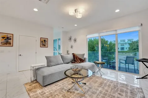1371 N Ocean Boulevard Pompano Beach FL 33062