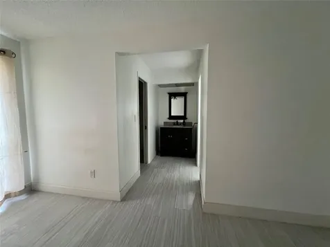 1107 NW 84th Drive Coral Springs FL 33071