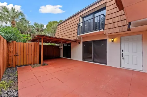 9156 SW 23rd Street Davie FL 33324