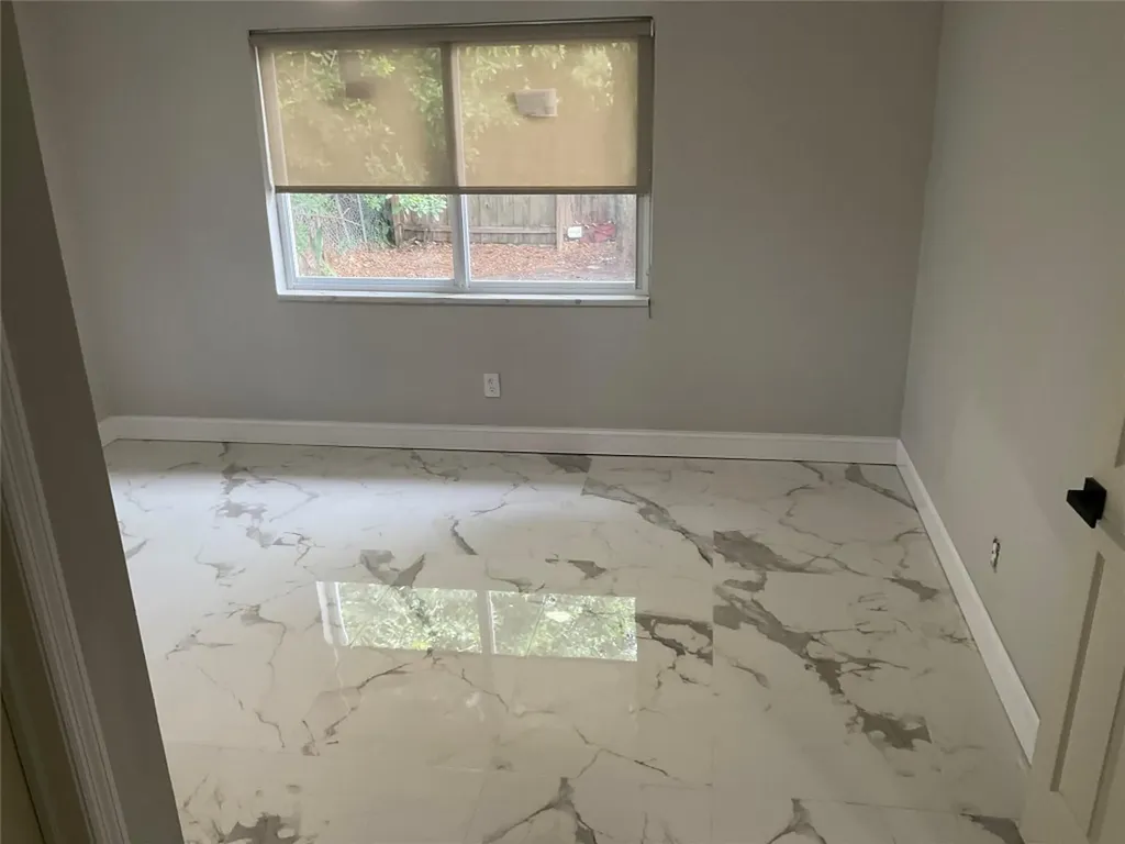 642 NW 14th Way Fort Lauderdale FL 33311