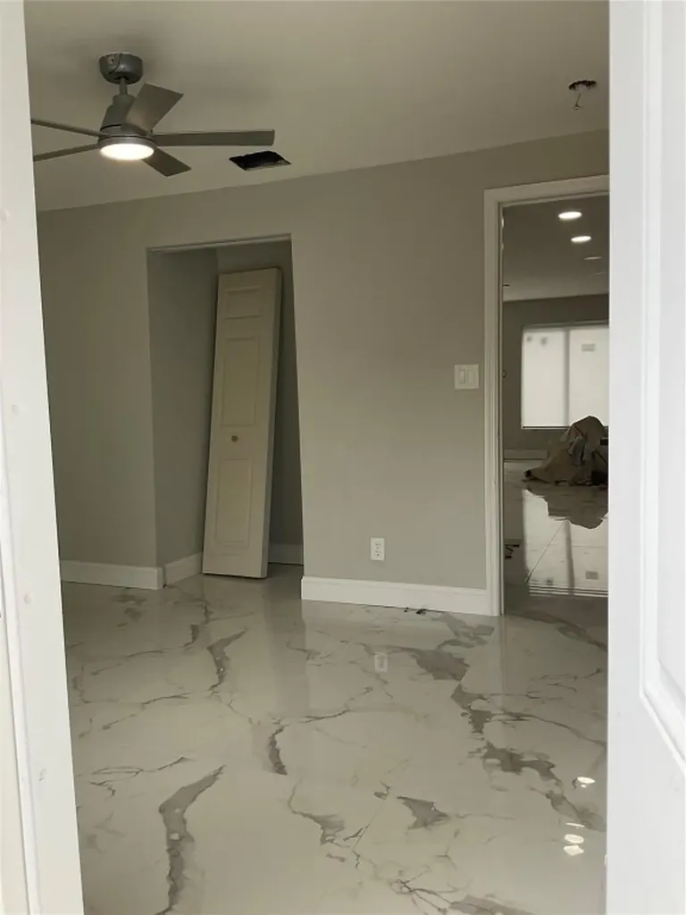 642 NW 14th Way Fort Lauderdale FL 33311