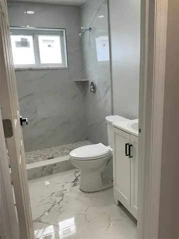 642 NW 14th Way Fort Lauderdale FL 33311