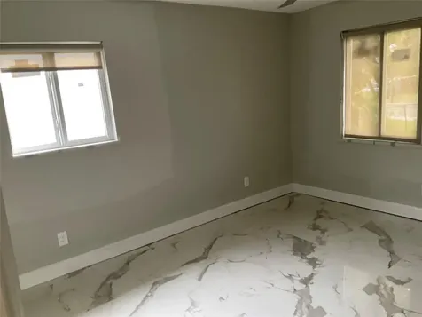 642 NW 14th Way Fort Lauderdale FL 33311