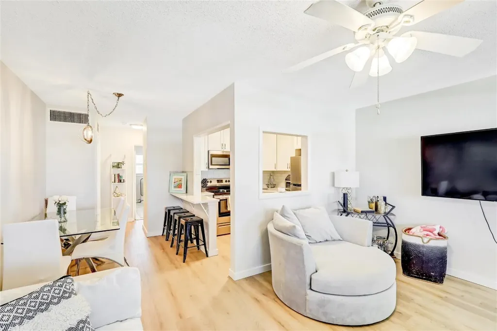 2453 NE 51st Street Fort Lauderdale FL 33308