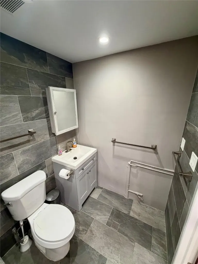 1771 Blount Road Pompano Beach FL 33069