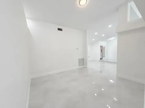1712 NW 91st Avenue Plantation FL 33322
