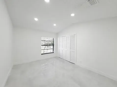 1712 NW 91st Avenue Plantation FL 33322