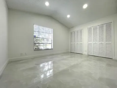 1712 NW 91st Avenue Plantation FL 33322