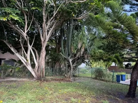 1800 NW 93rd Terrace Coral Springs FL 33071