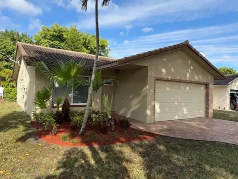 1800 NW 93rd Terrace Coral Springs FL 33071