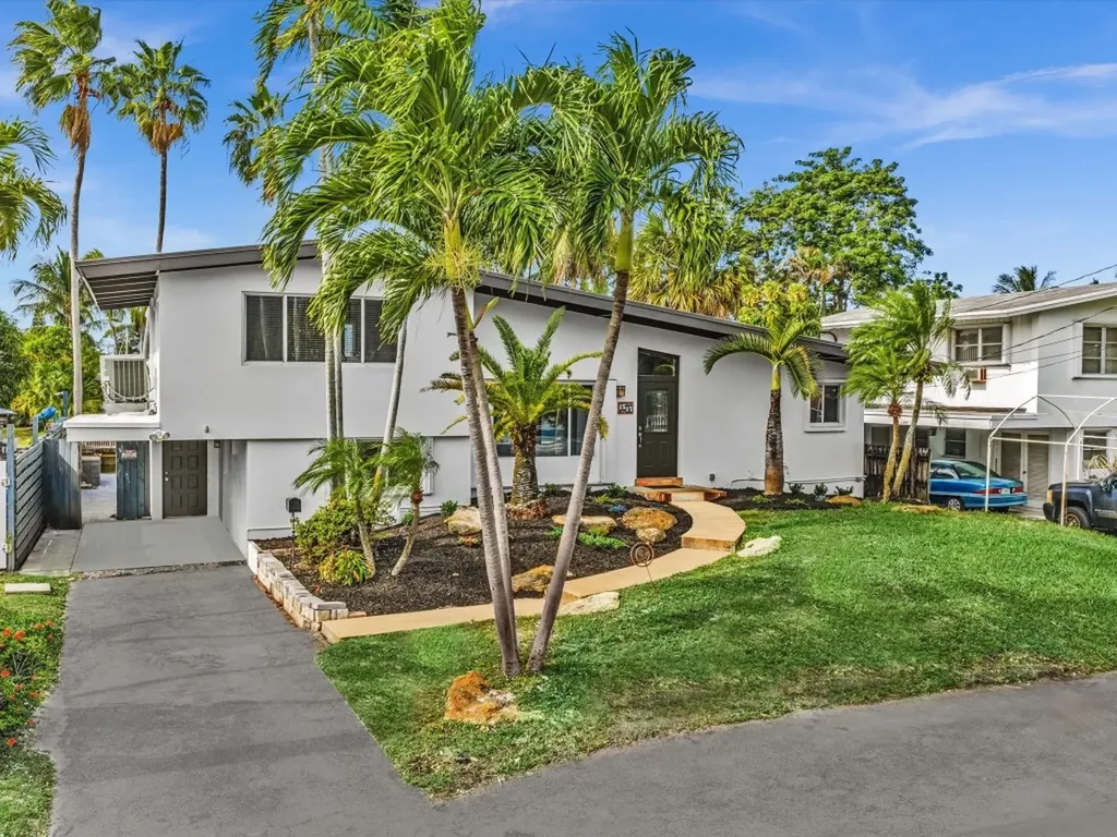 2507 Okeechobee Lane Fort Lauderdale FL 33312