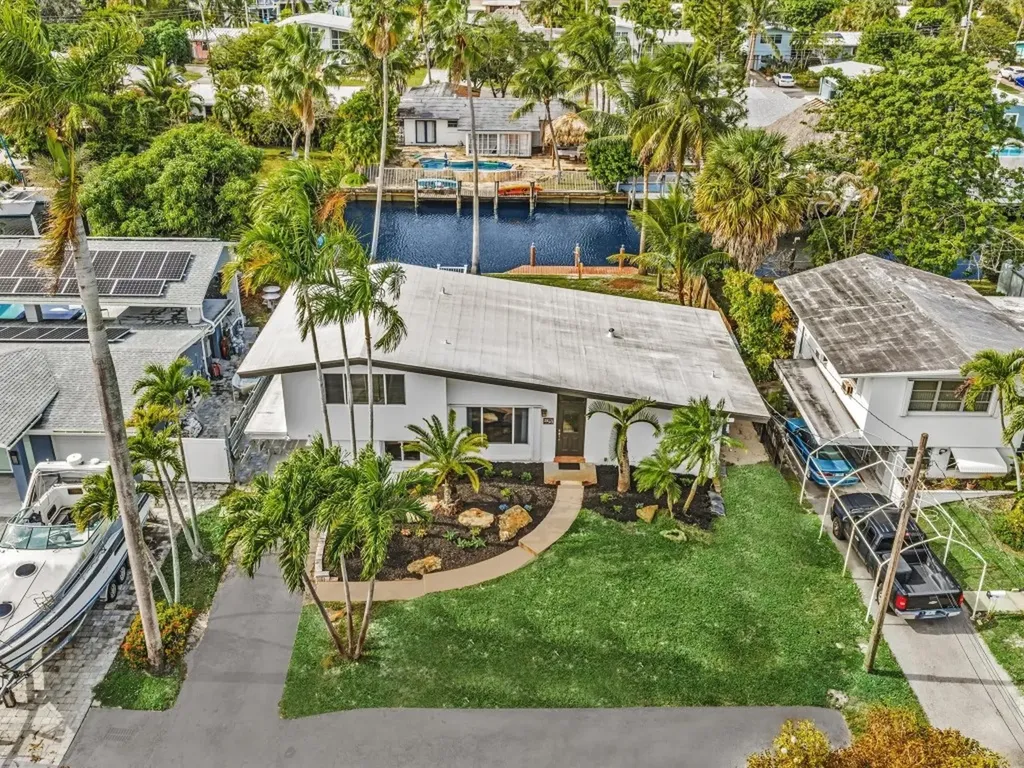 2507 Okeechobee Lane Fort Lauderdale FL 33312