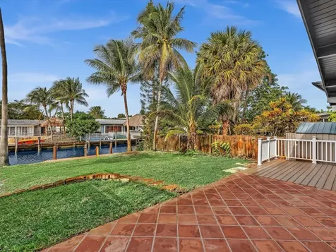 2507 Okeechobee Lane Fort Lauderdale FL 33312