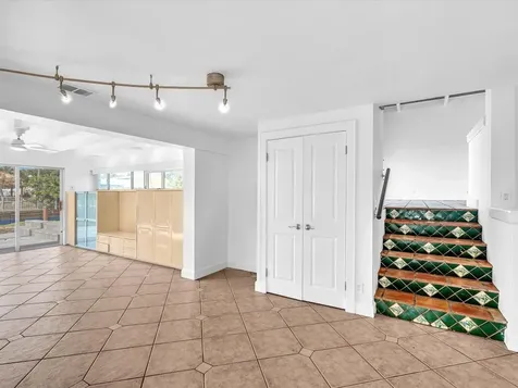 2507 Okeechobee Lane Fort Lauderdale FL 33312