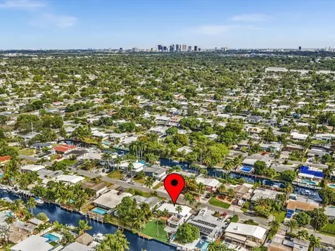 2507 Okeechobee Lane Fort Lauderdale FL 33312