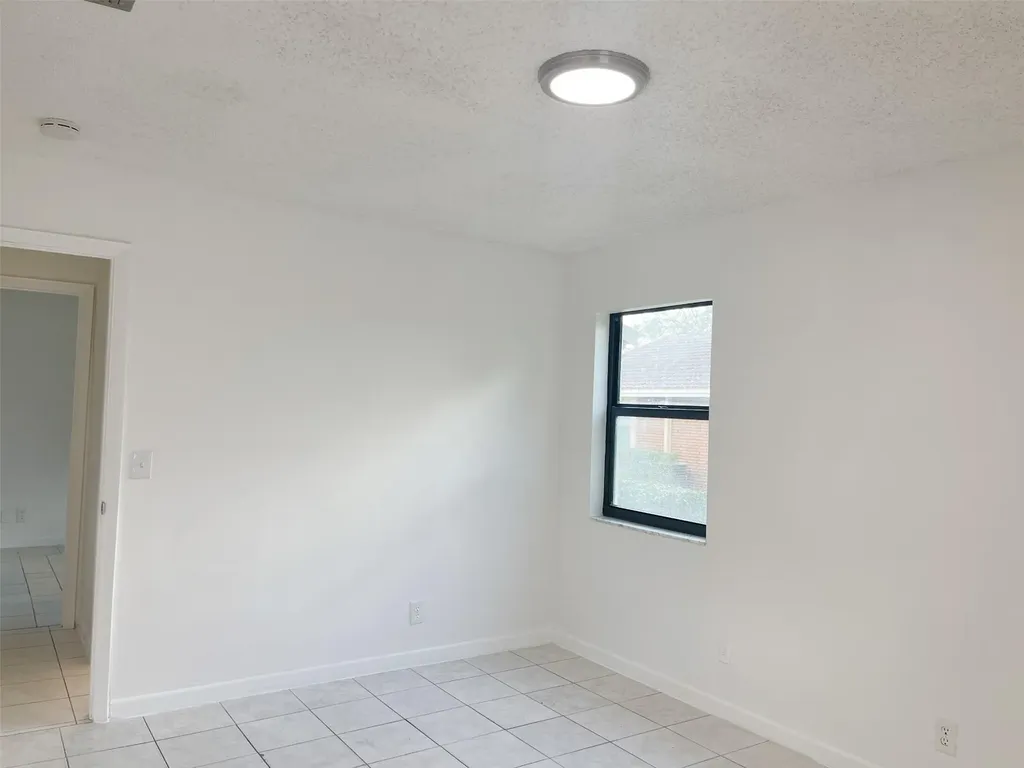 4104 NW 114th Avenue Coral Springs FL 33065