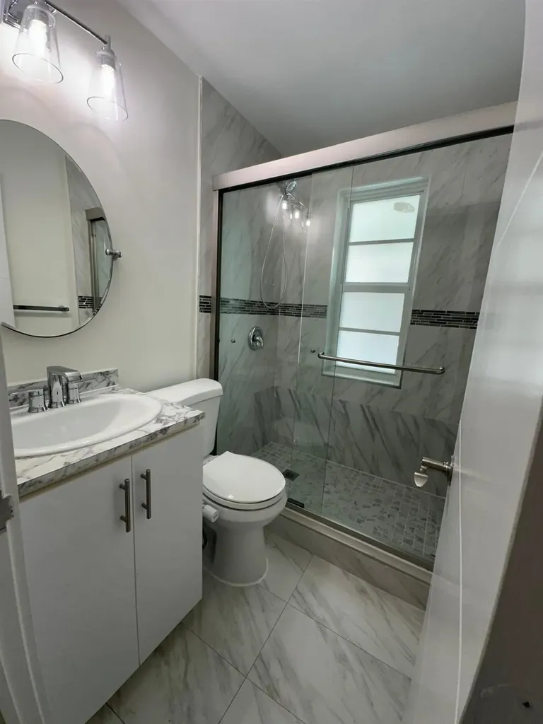 130 Antiquera Avenue Coral Gables FL 33134