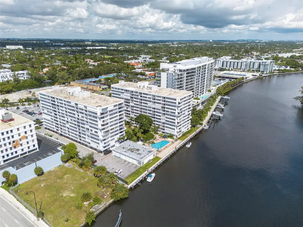 1160 N Federal Highway Fort Lauderdale FL 33304