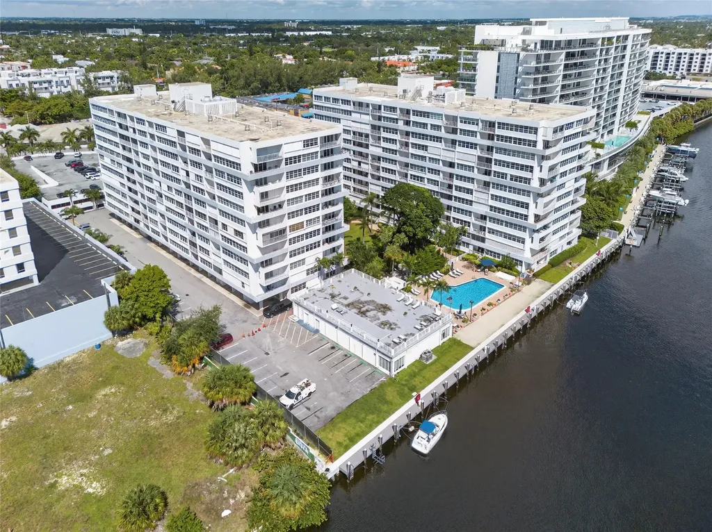 1160 N Federal Highway Fort Lauderdale FL 33304