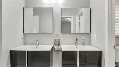 5252 NW 51st Street Coconut Creek FL 33073
