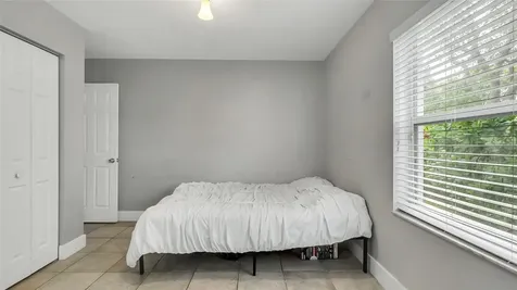 5252 NW 51st Street Coconut Creek FL 33073
