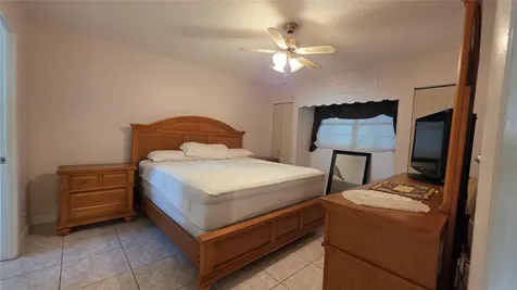 5111 W Oakland Park Boulevard Lauderdale Lakes FL 33313