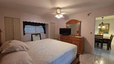 5111 W Oakland Park Boulevard Lauderdale Lakes FL 33313
