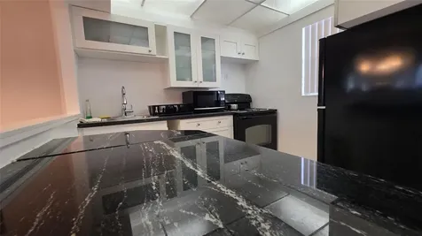5111 W Oakland Park Boulevard Lauderdale Lakes FL 33313