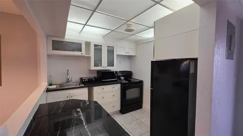 5111 W Oakland Park Boulevard Lauderdale Lakes FL 33313