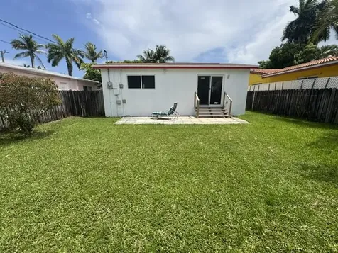 1507 Hayes Street Hollywood FL 33020