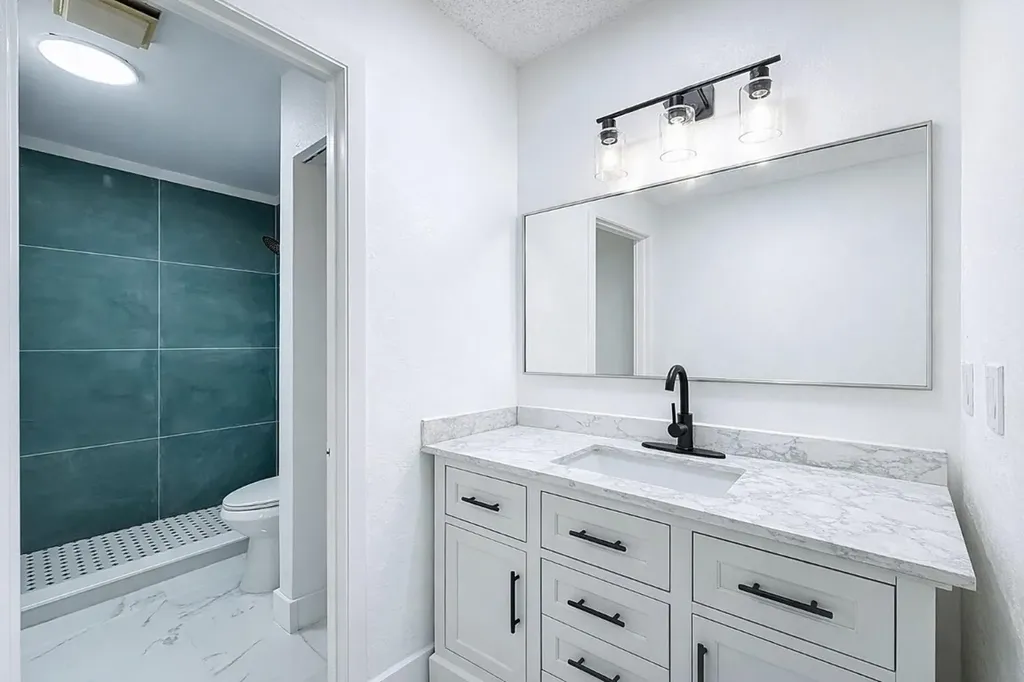 16324 Country Lake Circle Delray Beach FL 33484
