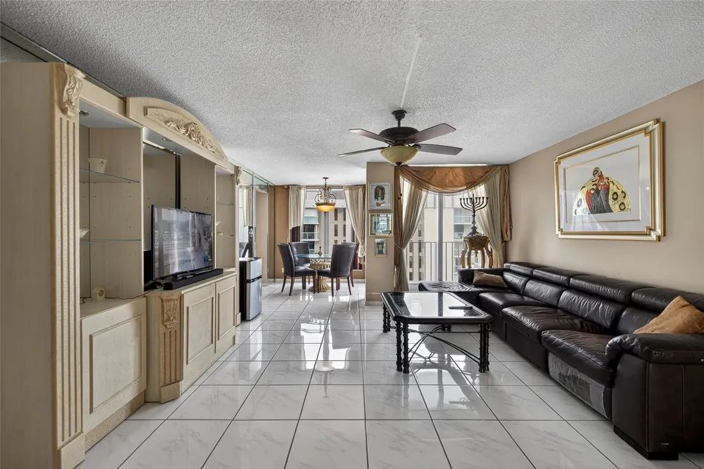 1010 S Ocean Boulevard Pompano Beach FL 33062