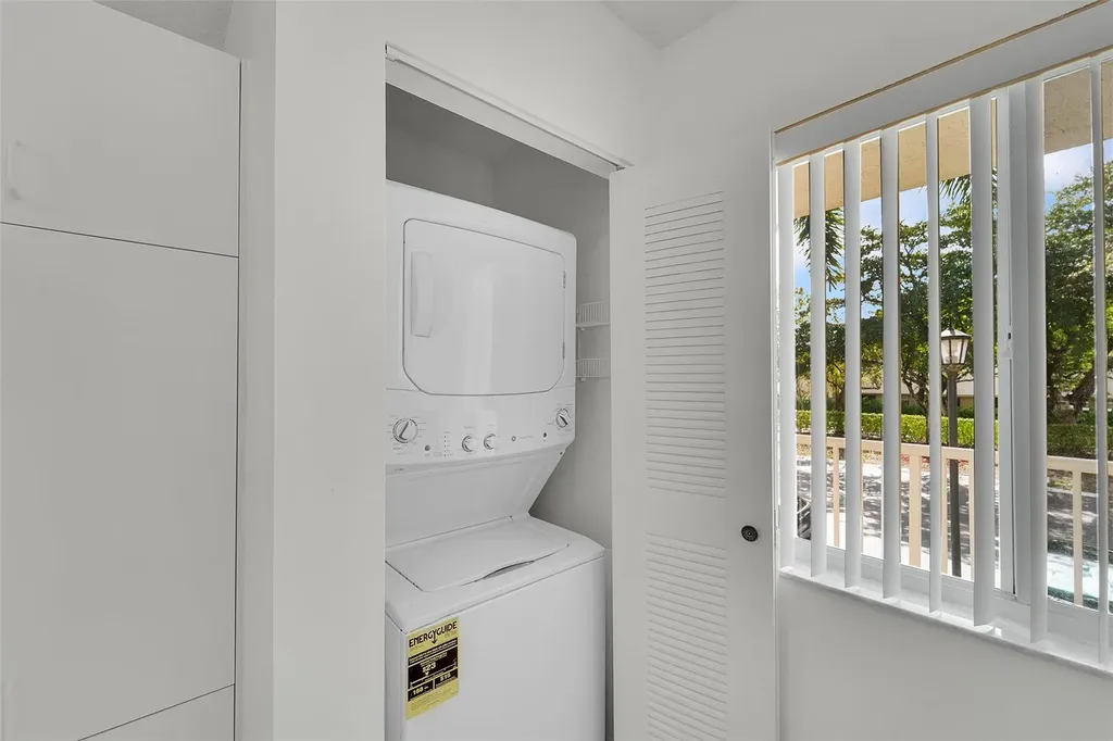 9537 Weldon Circle Fort Lauderdale FL 33321