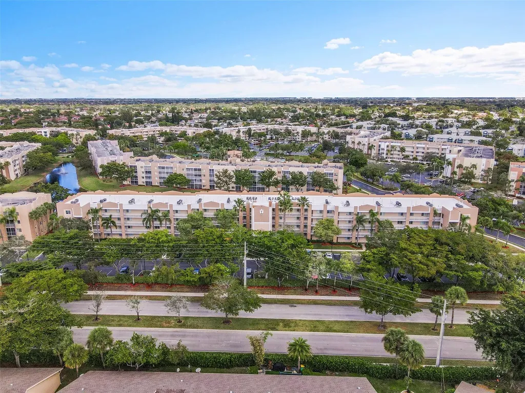 9537 Weldon Circle Fort Lauderdale FL 33321