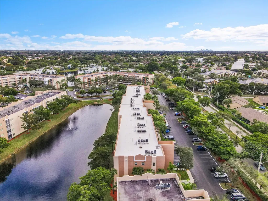 9537 Weldon Circle Fort Lauderdale FL 33321