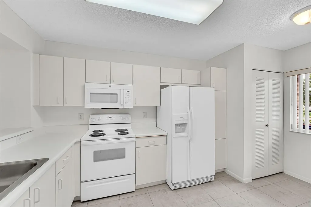 9537 Weldon Circle Fort Lauderdale FL 33321