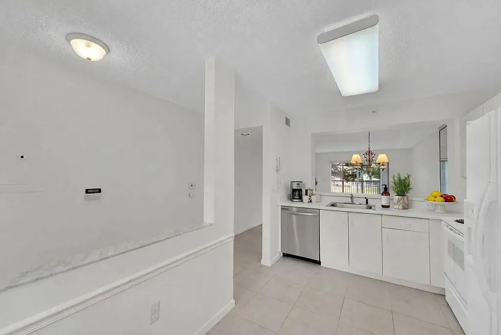9537 Weldon Circle Fort Lauderdale FL 33321