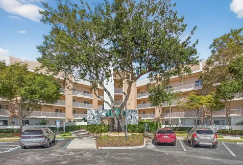 9575 Weldon Circle Tamarac FL 33321