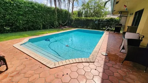 1818 Park Avenue Weston FL 33326