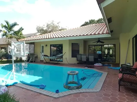 1818 Park Avenue Weston FL 33326