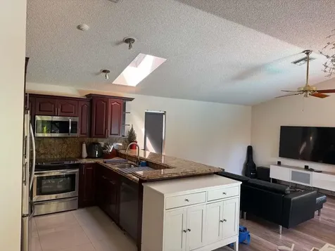 1818 Park Avenue Weston FL 33326