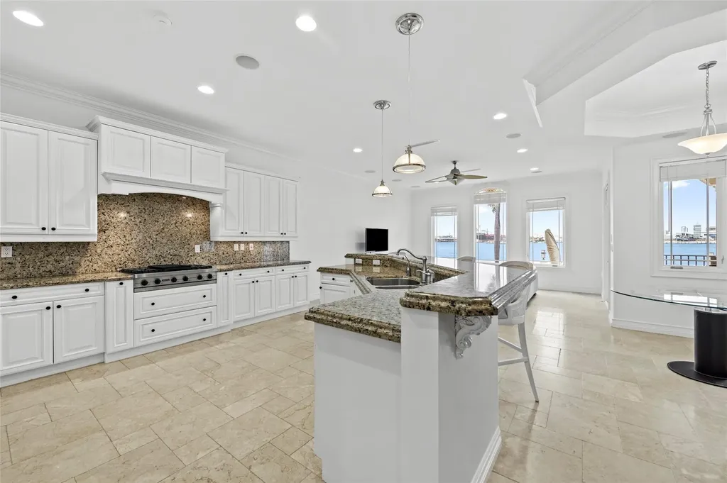 1965 SE 21st Avenue Fort Lauderdale FL 33316
