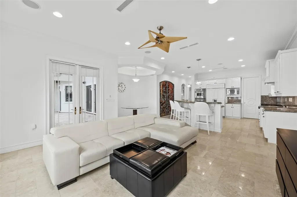 1965 SE 21st Avenue Fort Lauderdale FL 33316