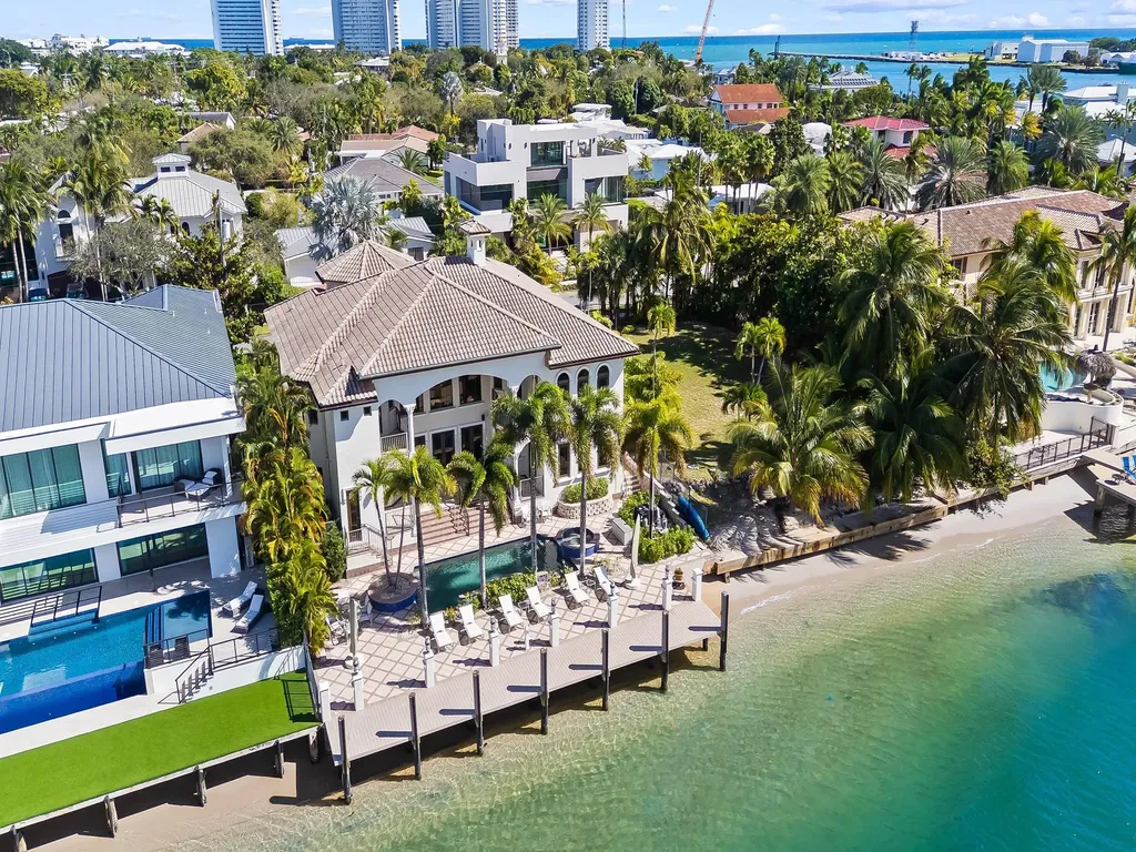 1965 SE 21st Avenue Fort Lauderdale FL 33316
