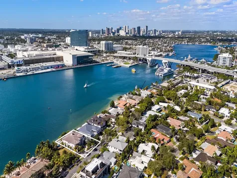 1965 SE 21st Avenue Fort Lauderdale FL 33316