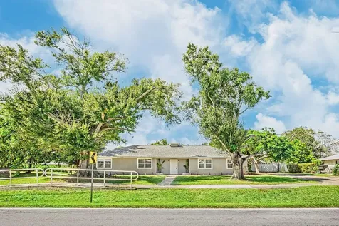 300 Riomar Drive Port St Lucie FL 34952