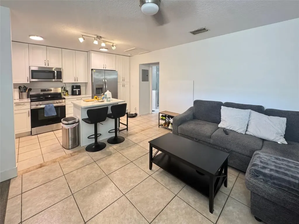 151 SW 15th Street Pompano Beach FL 33060