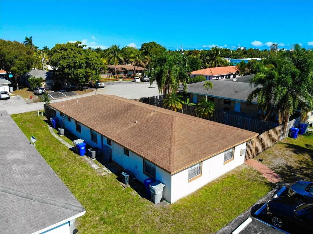 151 SW 15th Street Pompano Beach FL 33060