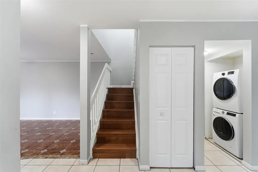 2501 NW 99th Avenue Coral Springs FL 33065