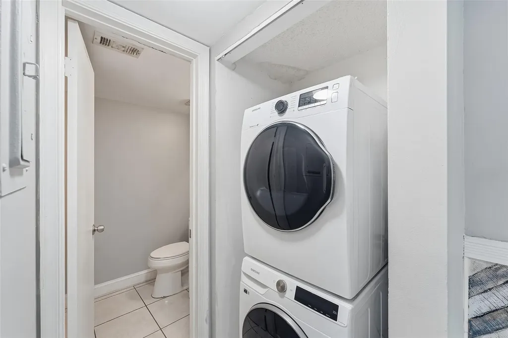 2501 NW 99th Avenue Coral Springs FL 33065